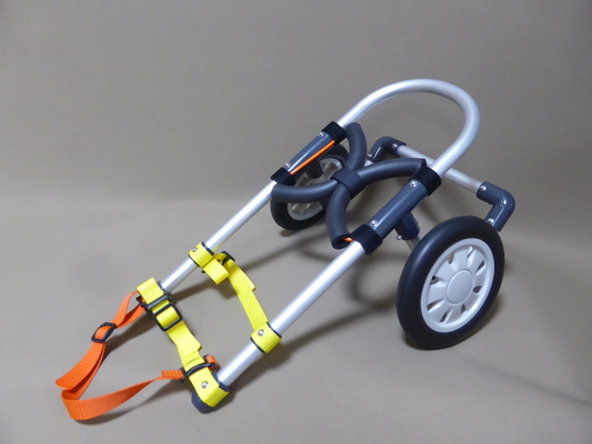 犬用車いす 小型犬用 アルミ製 楽天市場】【2個で4%off☆SALE】犬用補助輪 Mサイズ 犬用車椅子